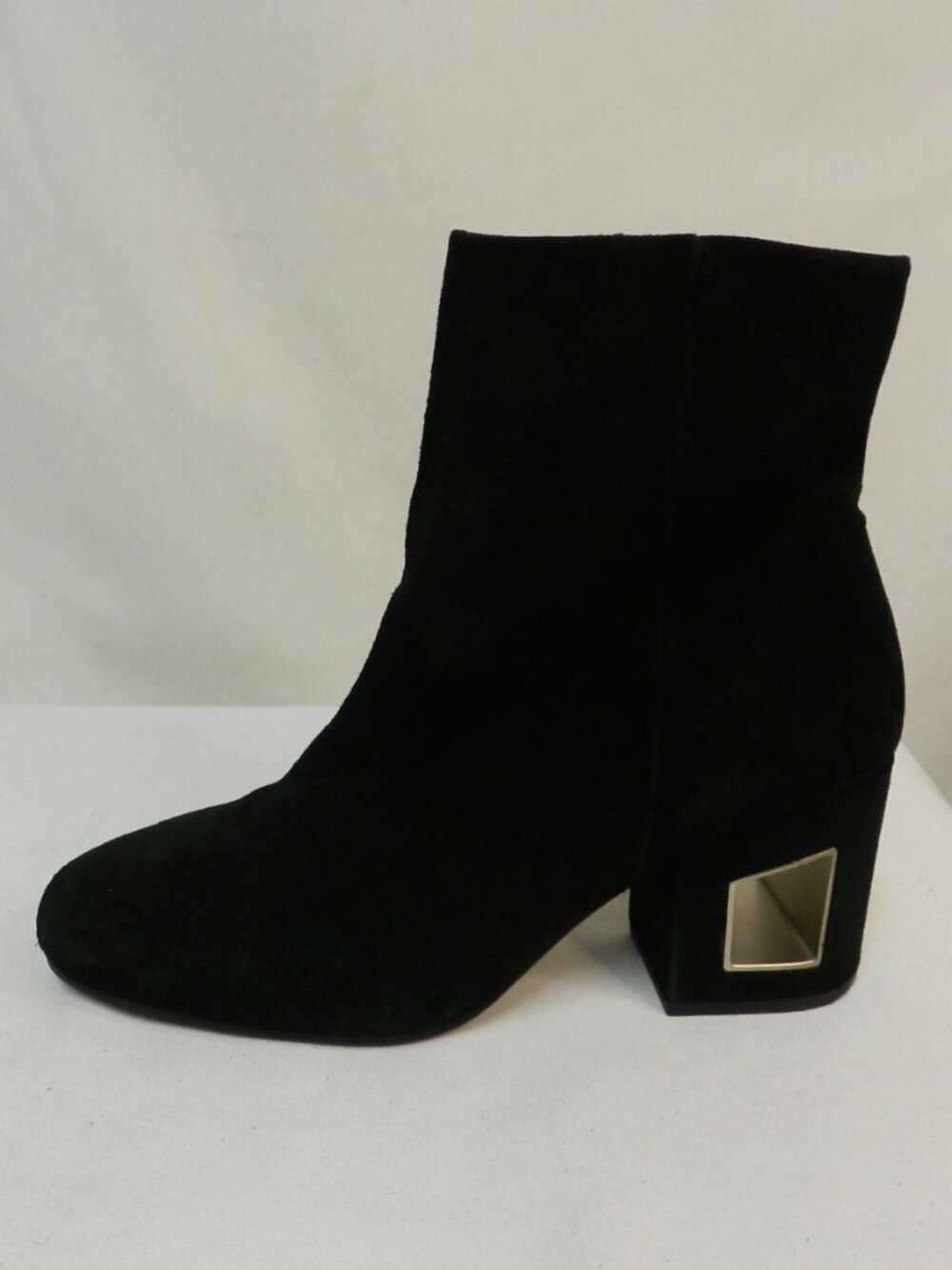 Vic Matie Suede Geometric Cut Out Heel ankle zip boots black Italy Size 37  US 7